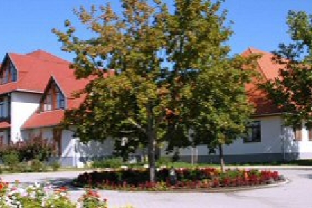 Kárpáti János Általános Iskola és Alapfokú Művészeti Iskola »