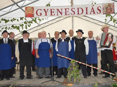 Gyenesdiási négyes »